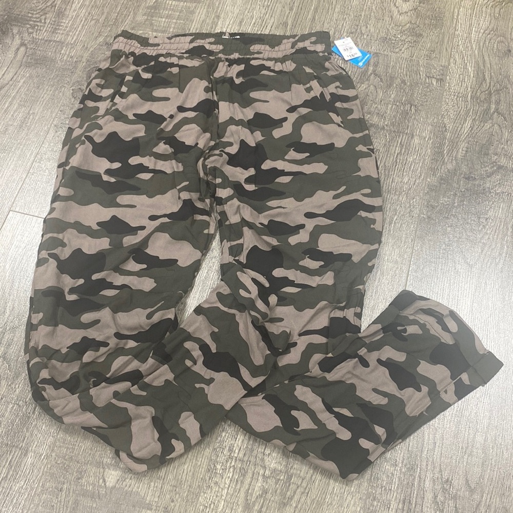 Ardene camo pants